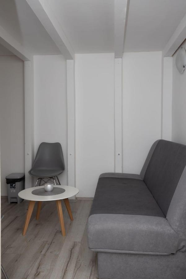 Heart Of Old Town Apartment *